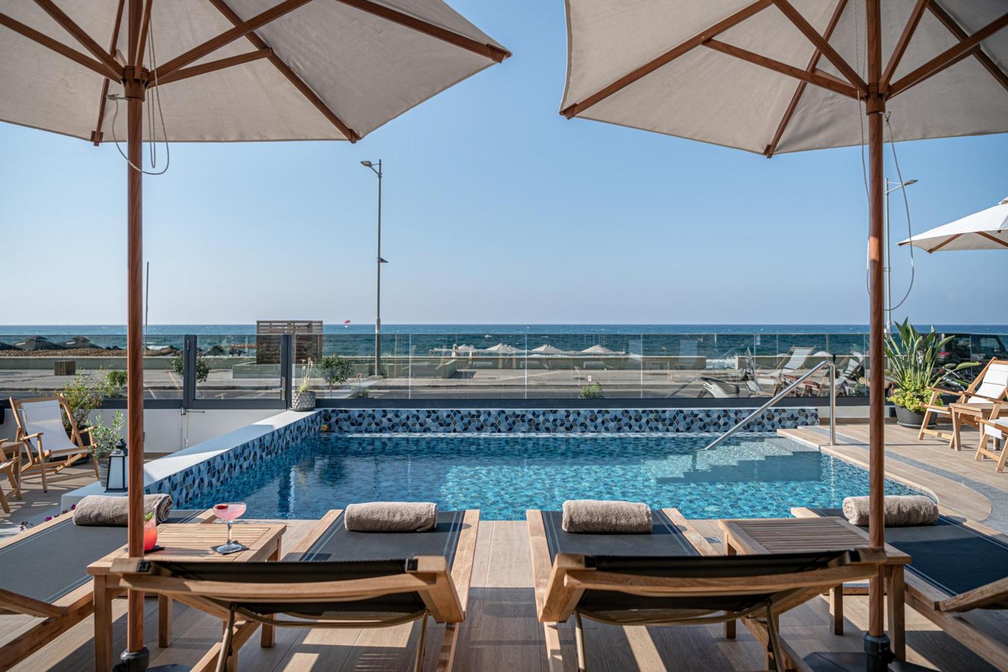 Calla Luxury Seafront Suites Rethymno  Exterior photo