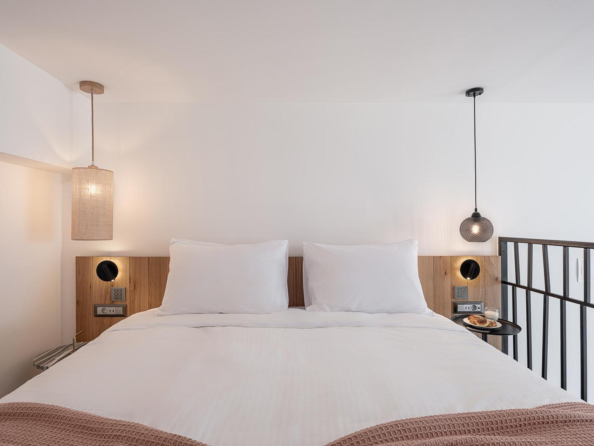 Calla Luxury Seafront Suites Rethymno  Exterior photo